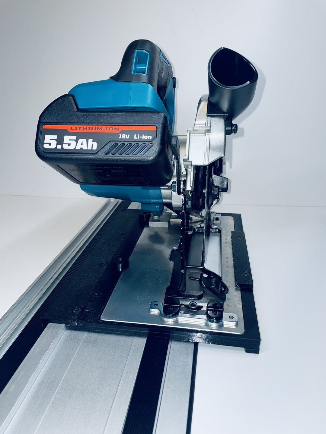 Makita DHS660 Circular Saw Guide Rail Adapter for Excel Track System - Cutting Depth 48mm