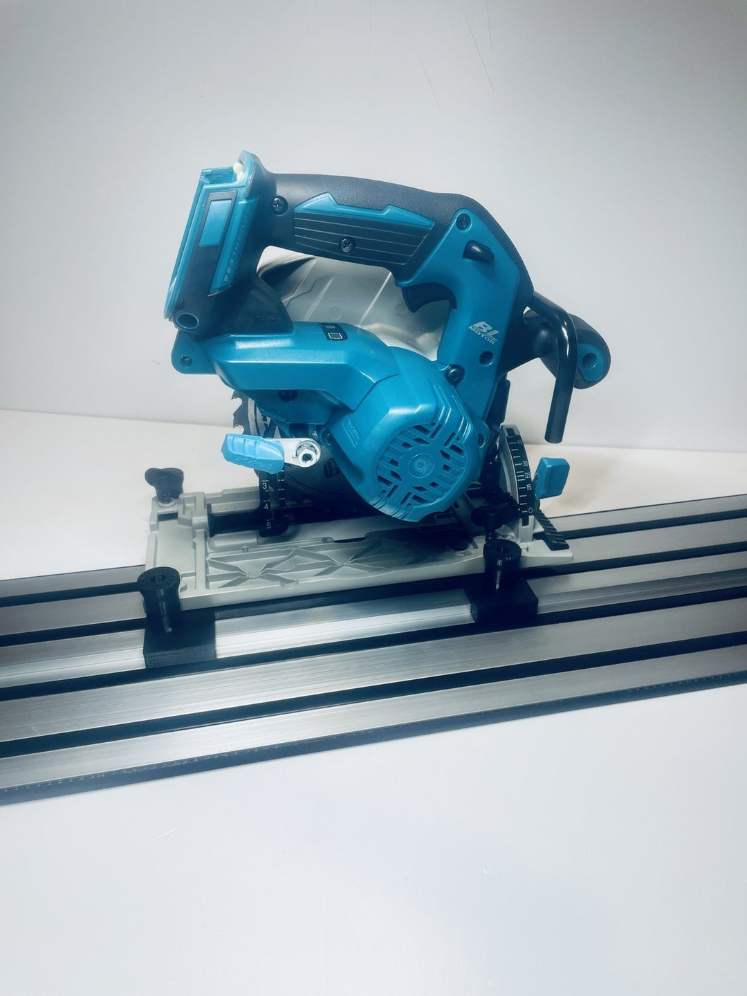Makita DHS680 DHS680Z  Guide Rail Adapter Base for Excel Guide Rail Track Straight Cut Version