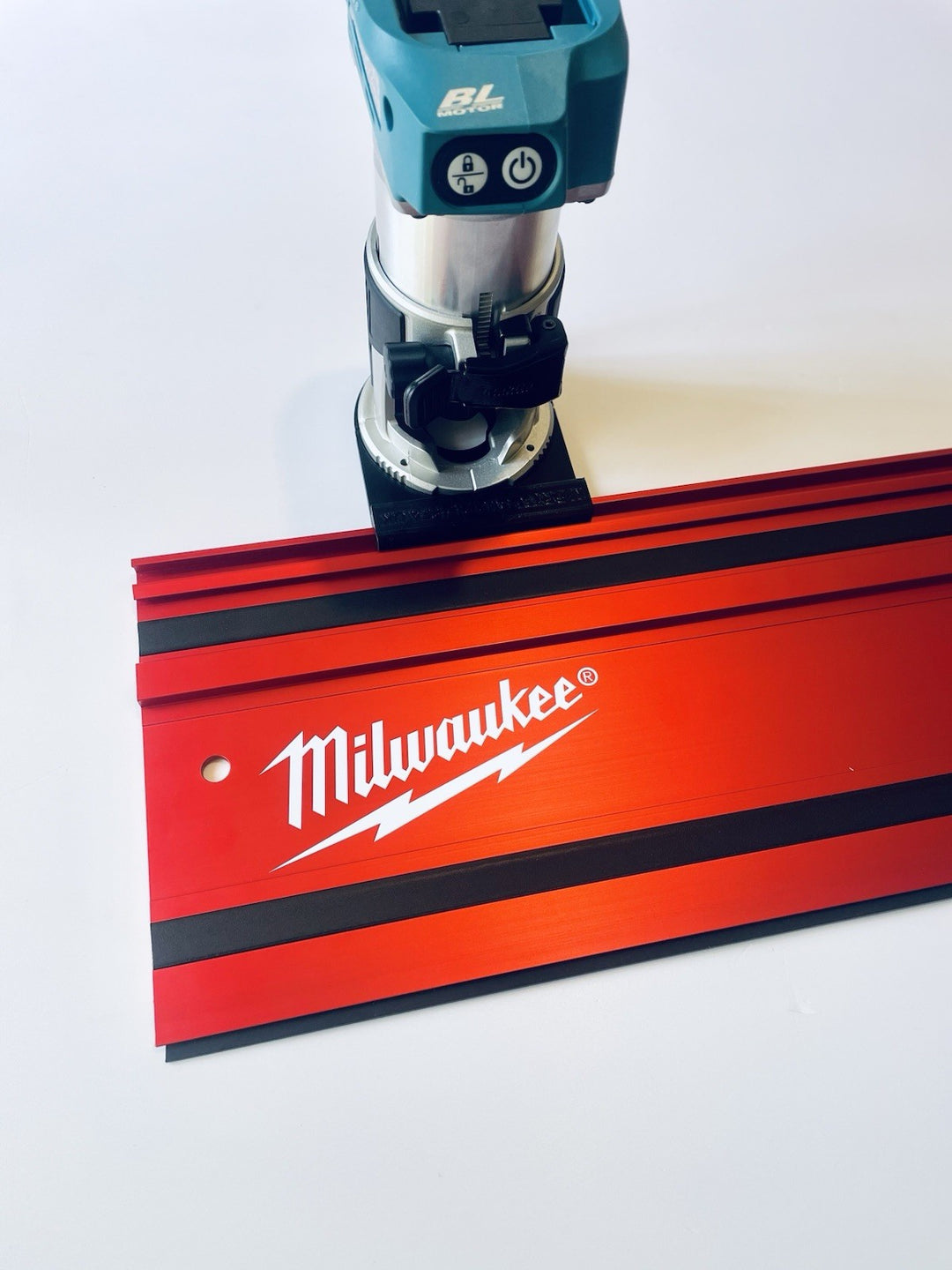 Makita Router DRT50 RT0700 RT0702 Adapter Based Mileaukee Guild Rail Track