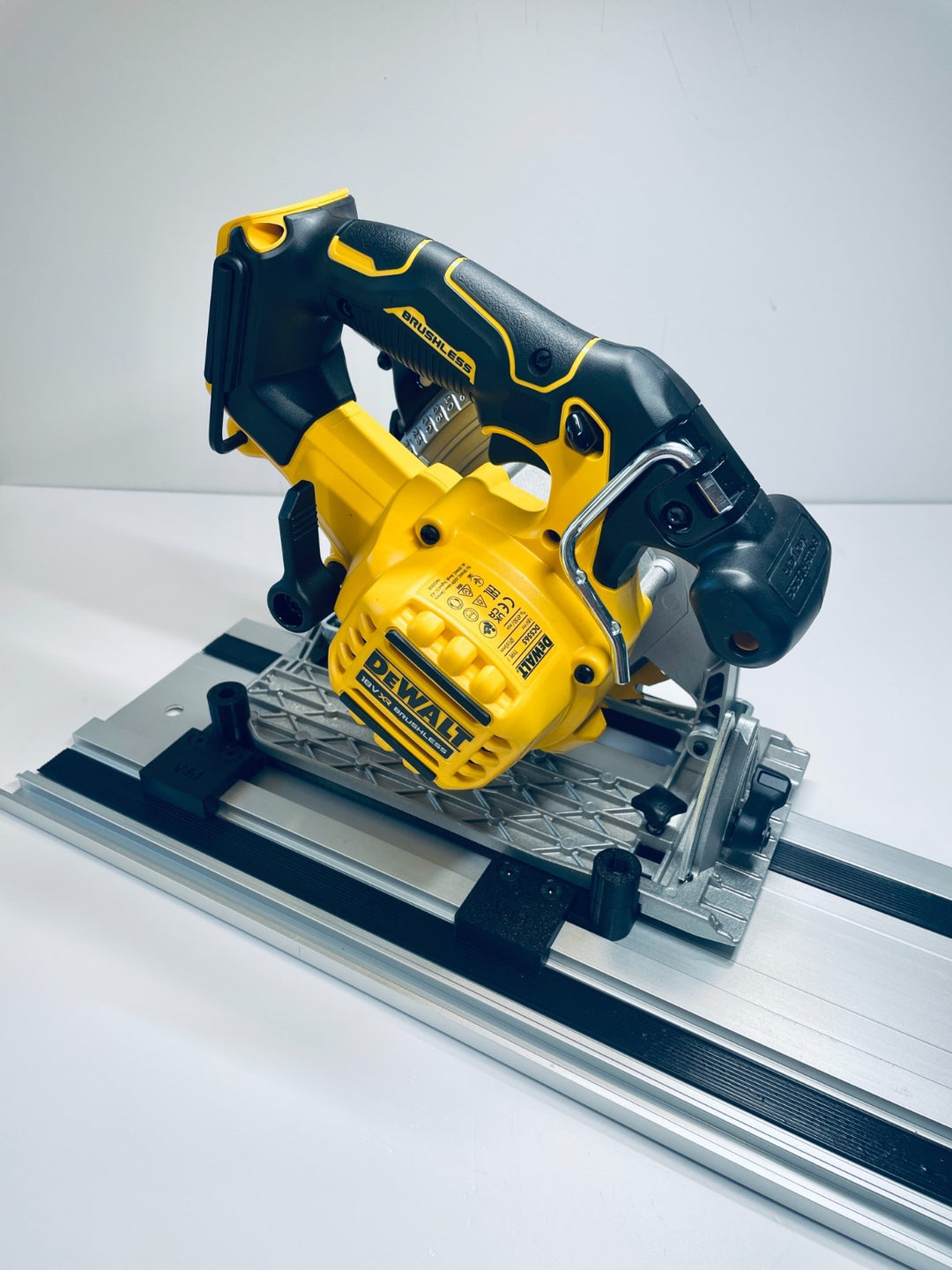 DeWalt DCS391 / DCS565 Guide Rail Adapter for Buyaparcel Guide Rails