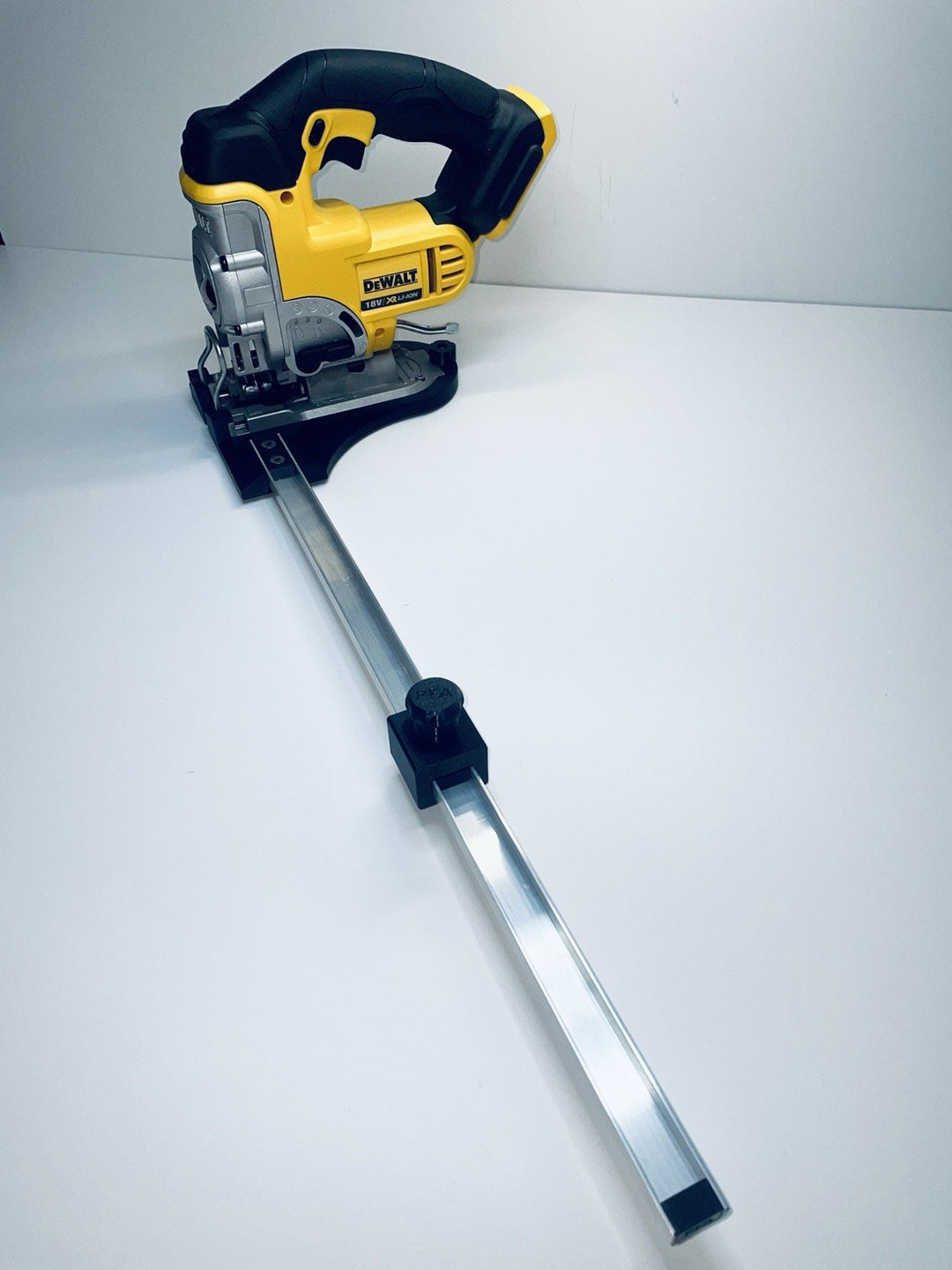 DeWalt DCS331 / DW331  – Circle Cutting Jig Adjustable Radius 150-500+ mm