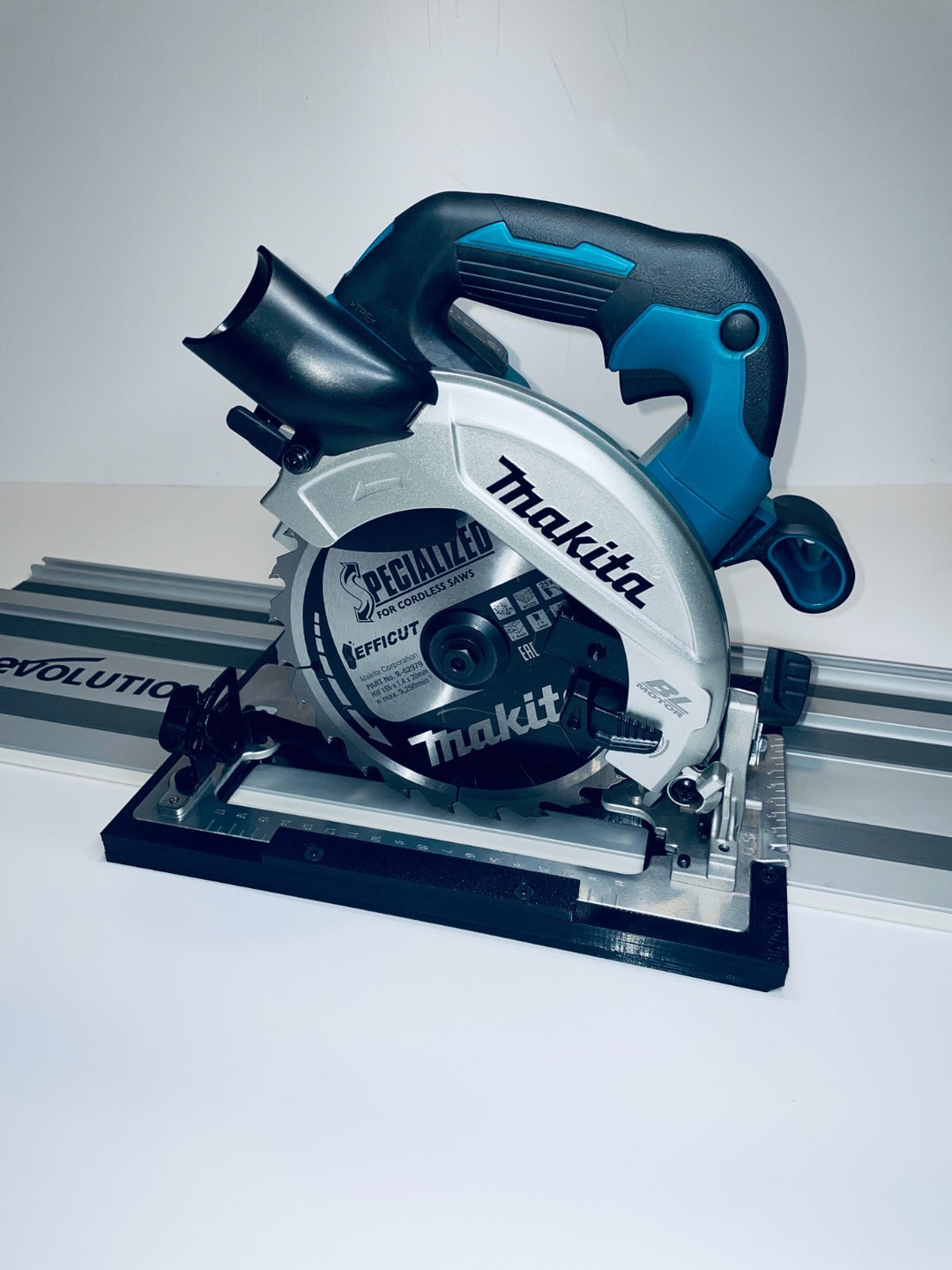 Makita DHS660 Guide Rail Adapter for Evolution Guide Rail - Cutting Depth 48mm