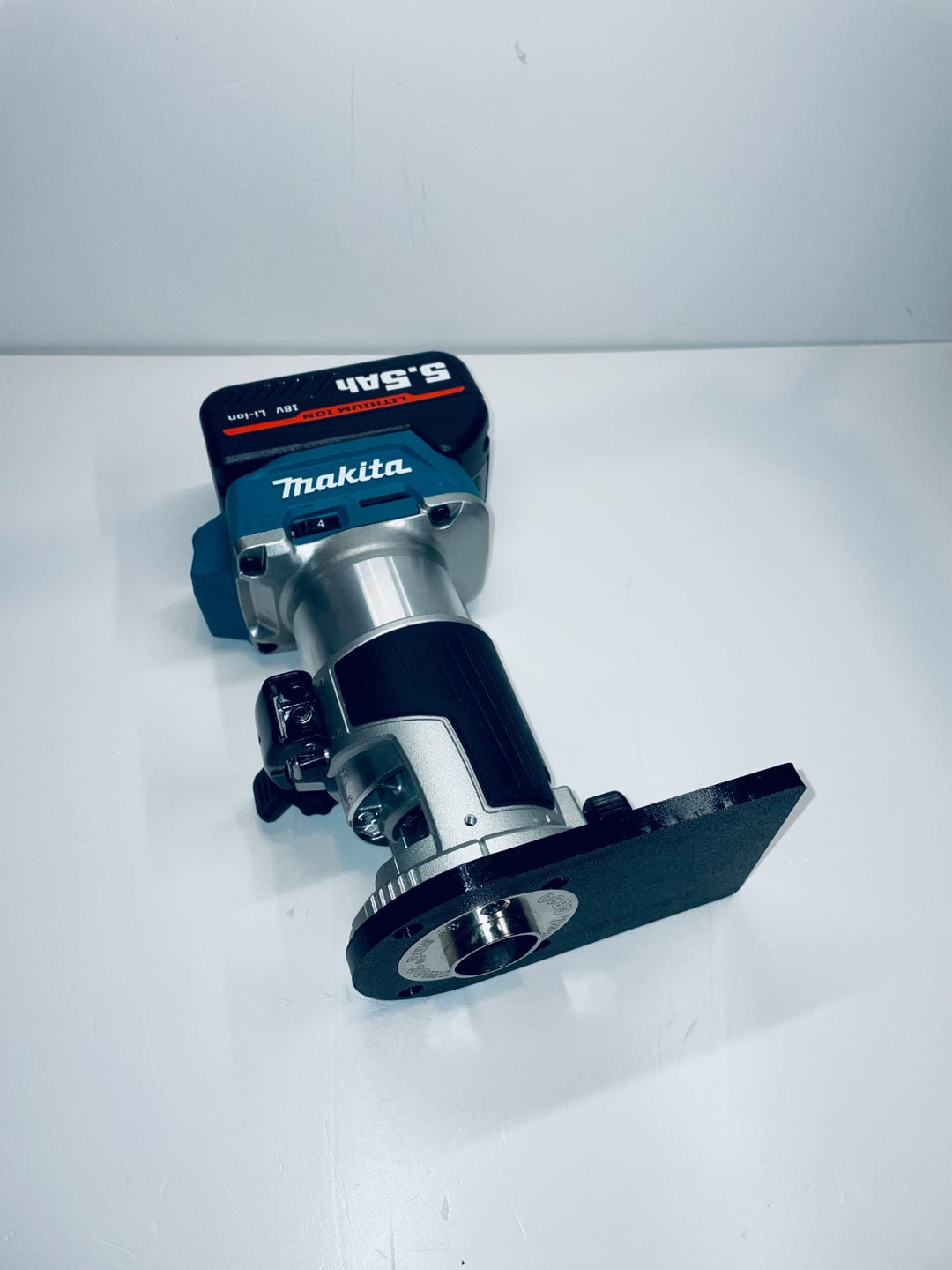 Makita DRT50 Router Base Plate  Guide Bushing Adaptor