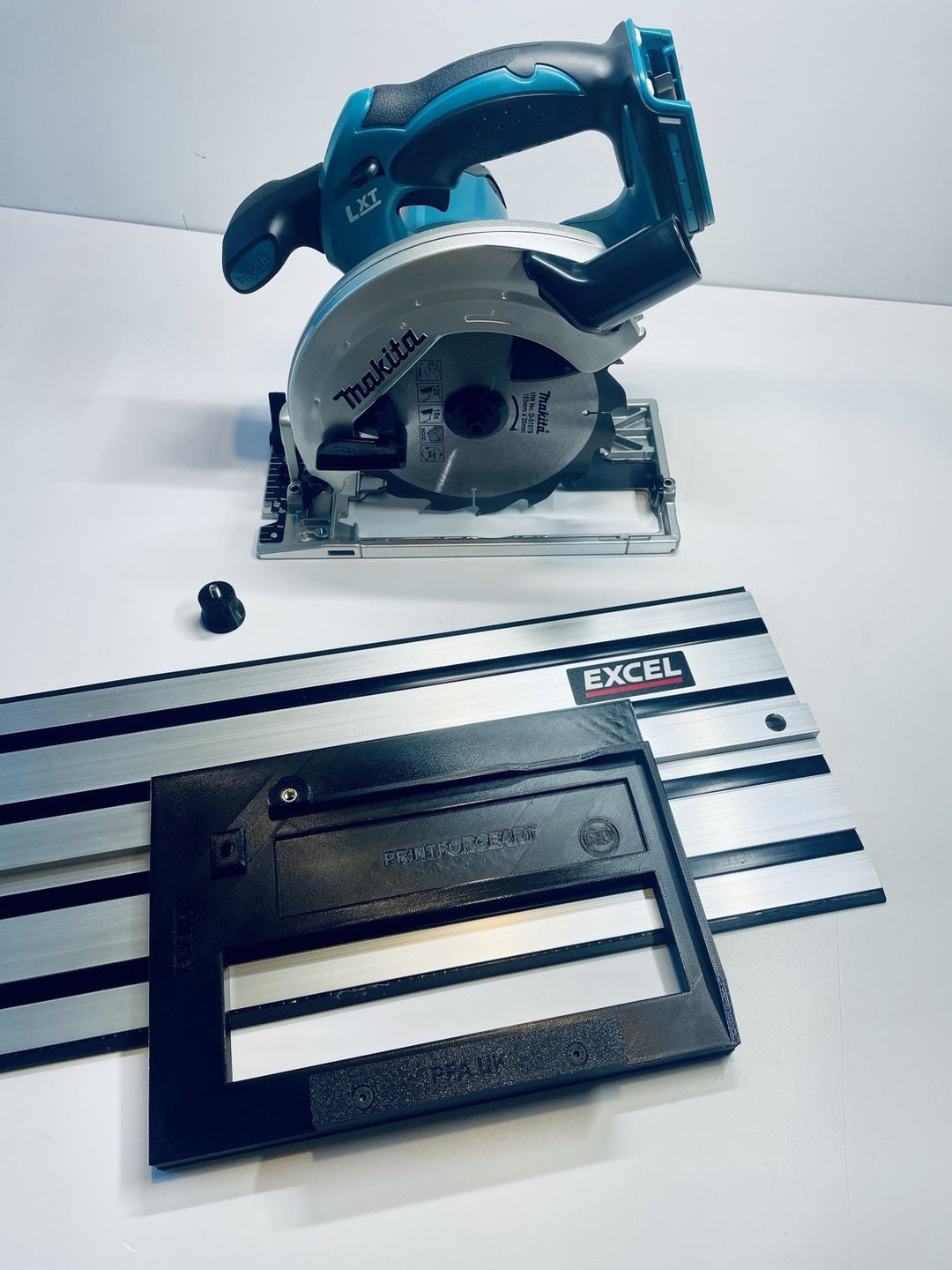 Makita DSS610  DSS611 Circular Saw Guide Rail Base Adapter for Excel Guide Rail Track