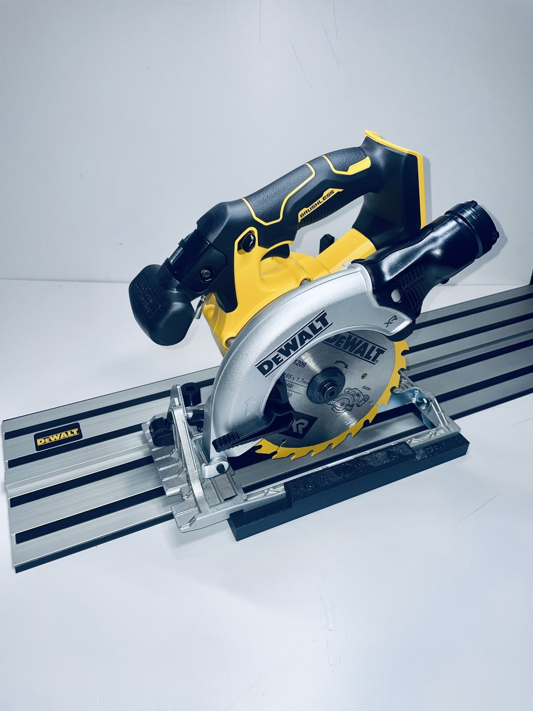 Dewalt DCS391 DCS565 Circular Saw Adapter Dewalt Rail -Stright Cutting Only