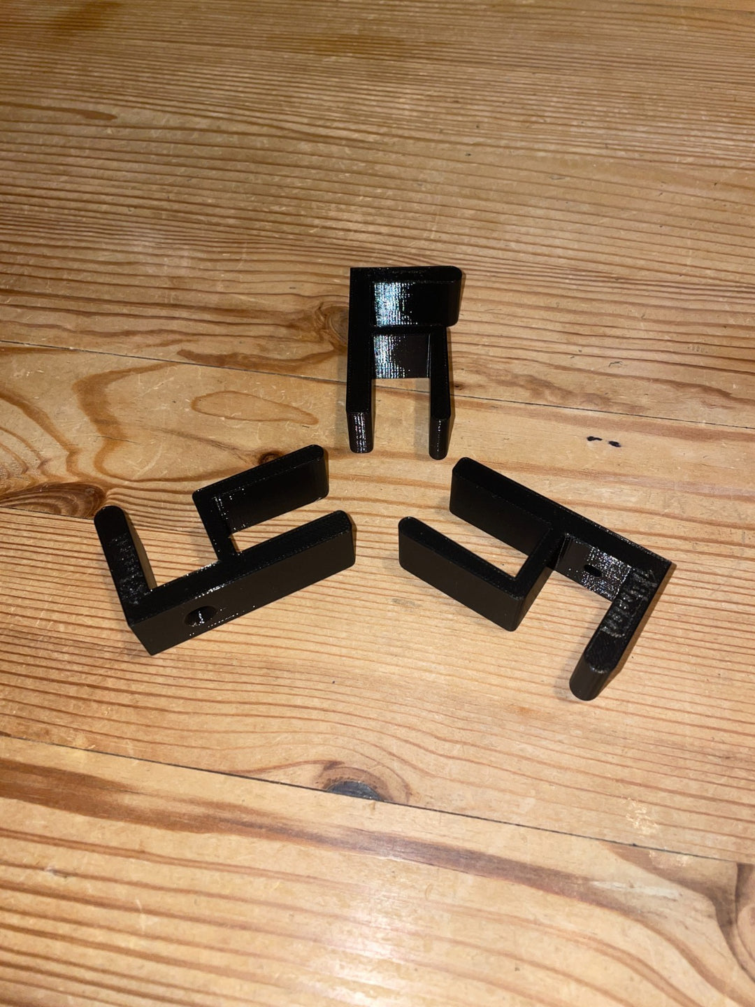 x3 set 90° Corner Alignment Clips for MDF Panels – Quick Panel Positioning Tool