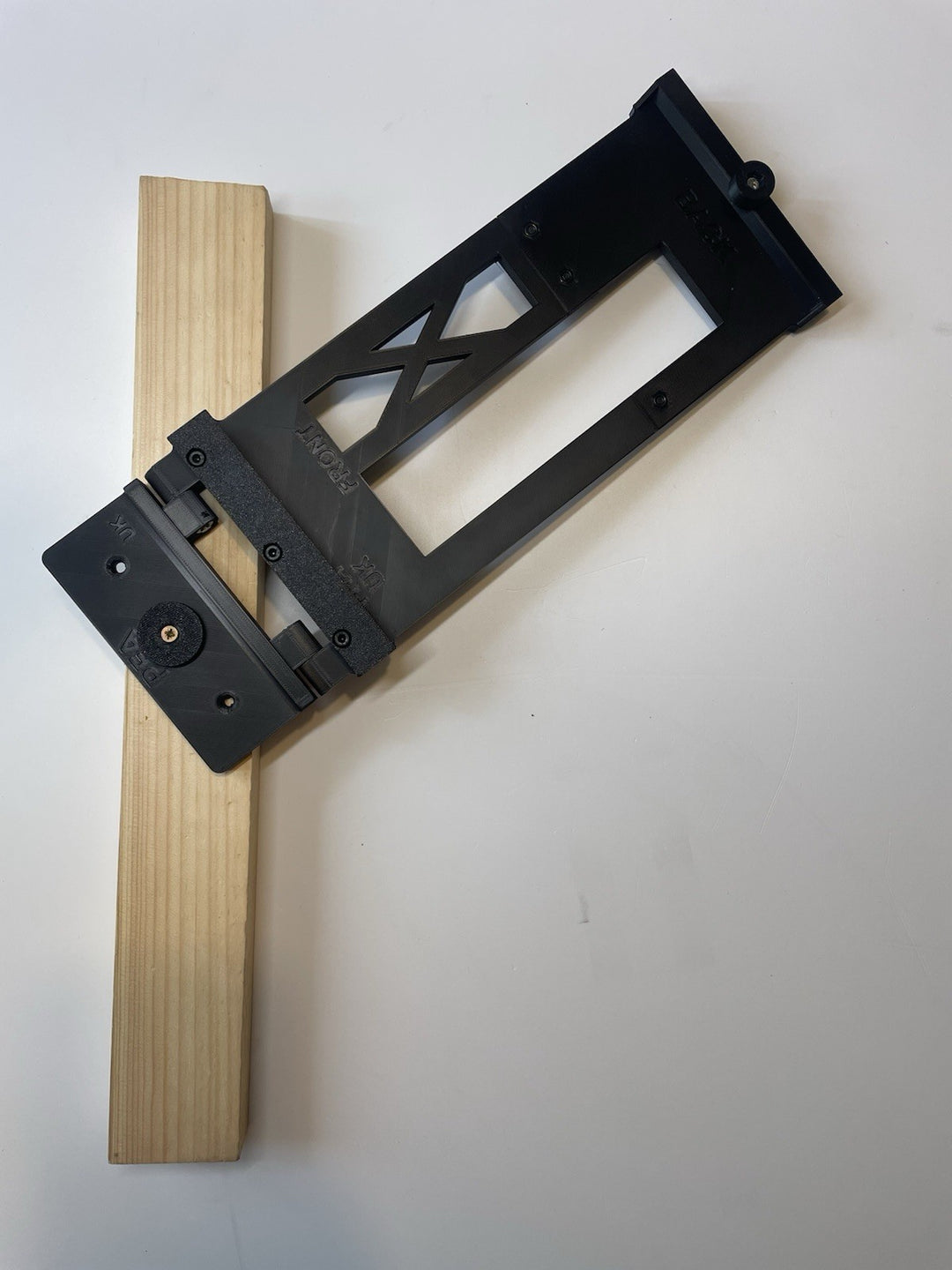 Makita DHS680 DHS680Z  Pivot Base Adapter – 360° Rotating Mount for Circular Saw