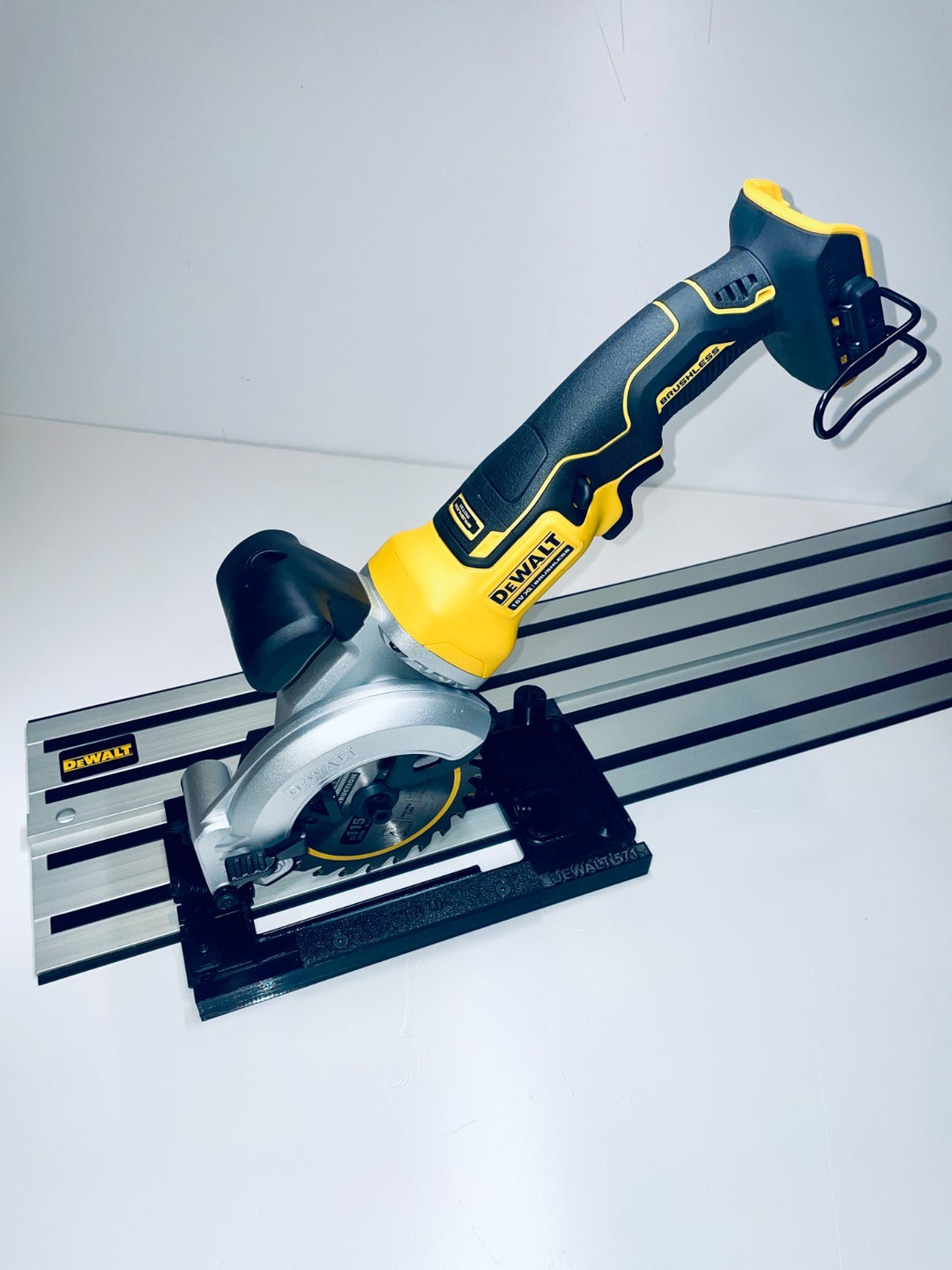 Dewalt DCS571 Guide rail Adapter Base for Dewalt Guide Rail Track