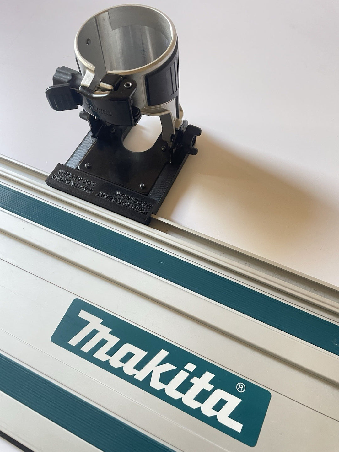 Makita DRT50 Tilt Base Adapter Plate Fits Makita Guide Rail Track System 🇬🇧