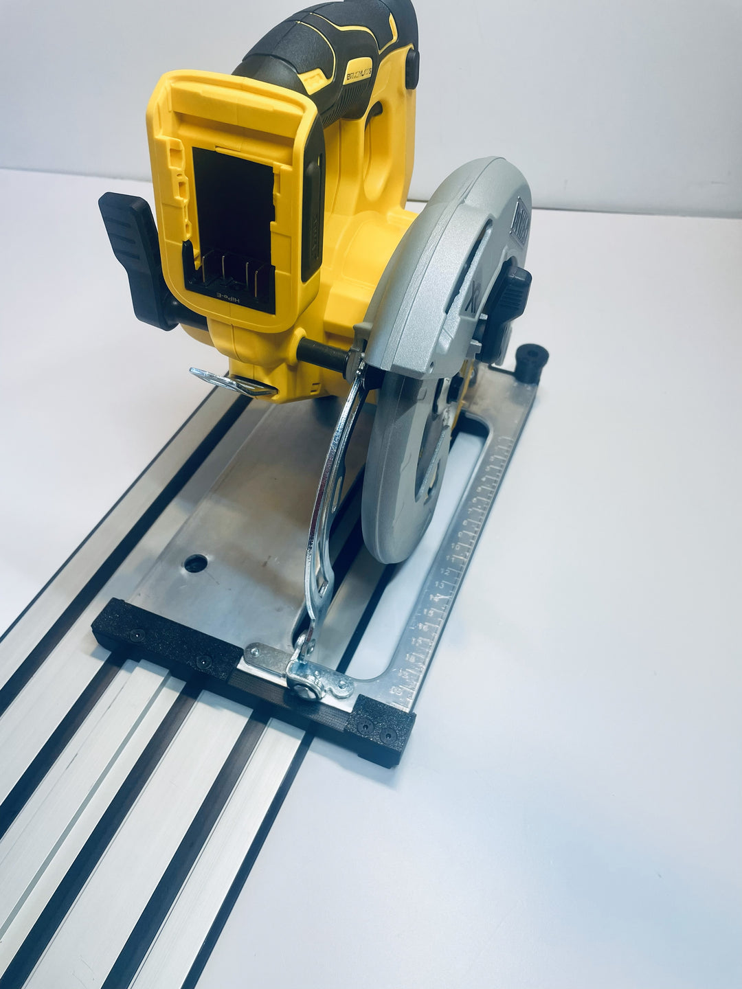 DeWalt DCS570 DWE575 DCS575 DCS578 DCS573 Guide Rail Adapter Base for Dewal Guide Rail Track