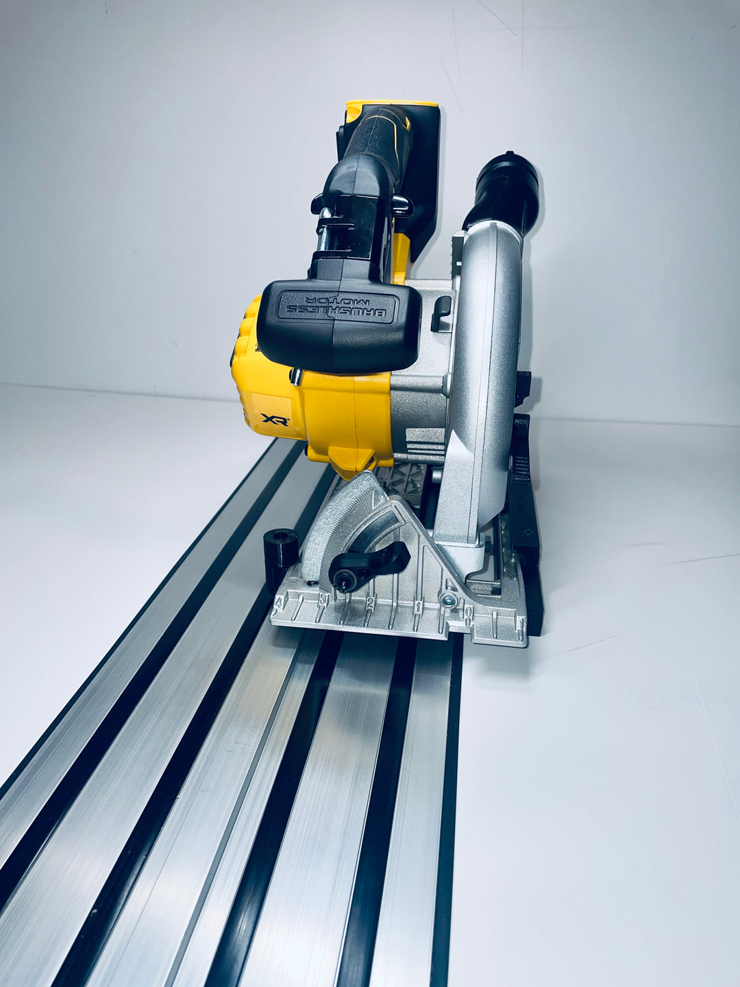 DeWalt DCS391 &amp; DCS565 Guide Rail Adapter for Excel Guide Rail System