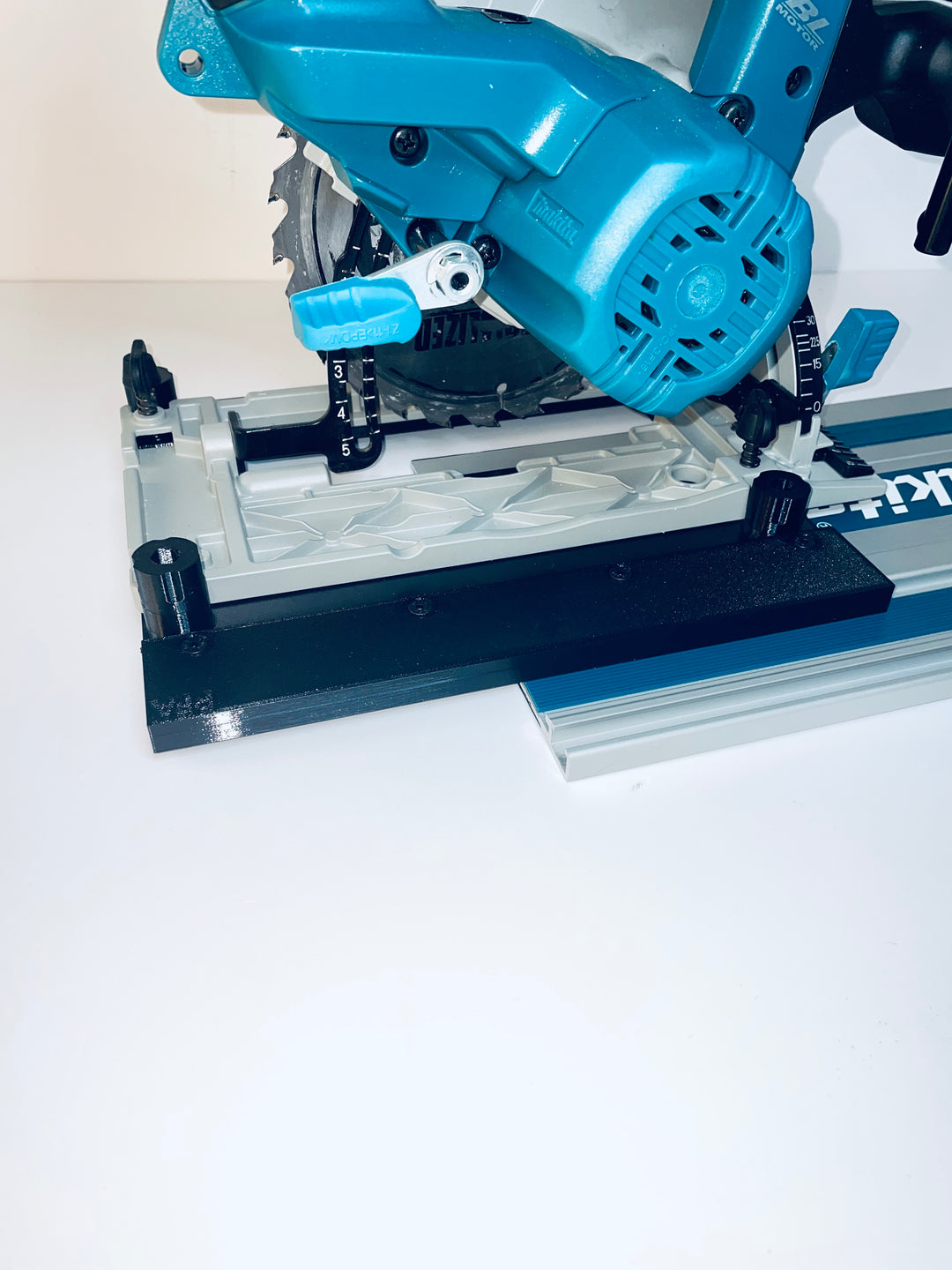 Makita DHS680 DHS680Z  Guide Rail Adapter Base for Makita Guide Rail Track