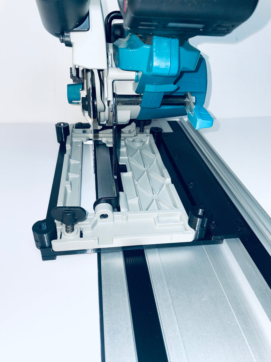 Makita DHS680 DHS680Z Guide Rail Adapter Base for Buyaparcel  Guide Rail Track