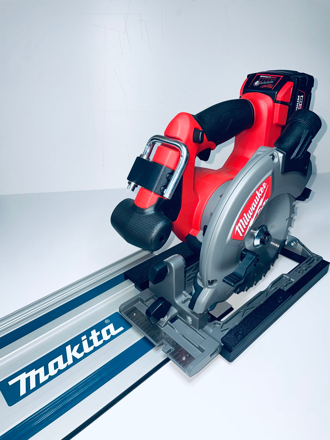 MILWAUKEE M18CCS55 2730-20 Adaptor base MILWAUKEE guide rail track