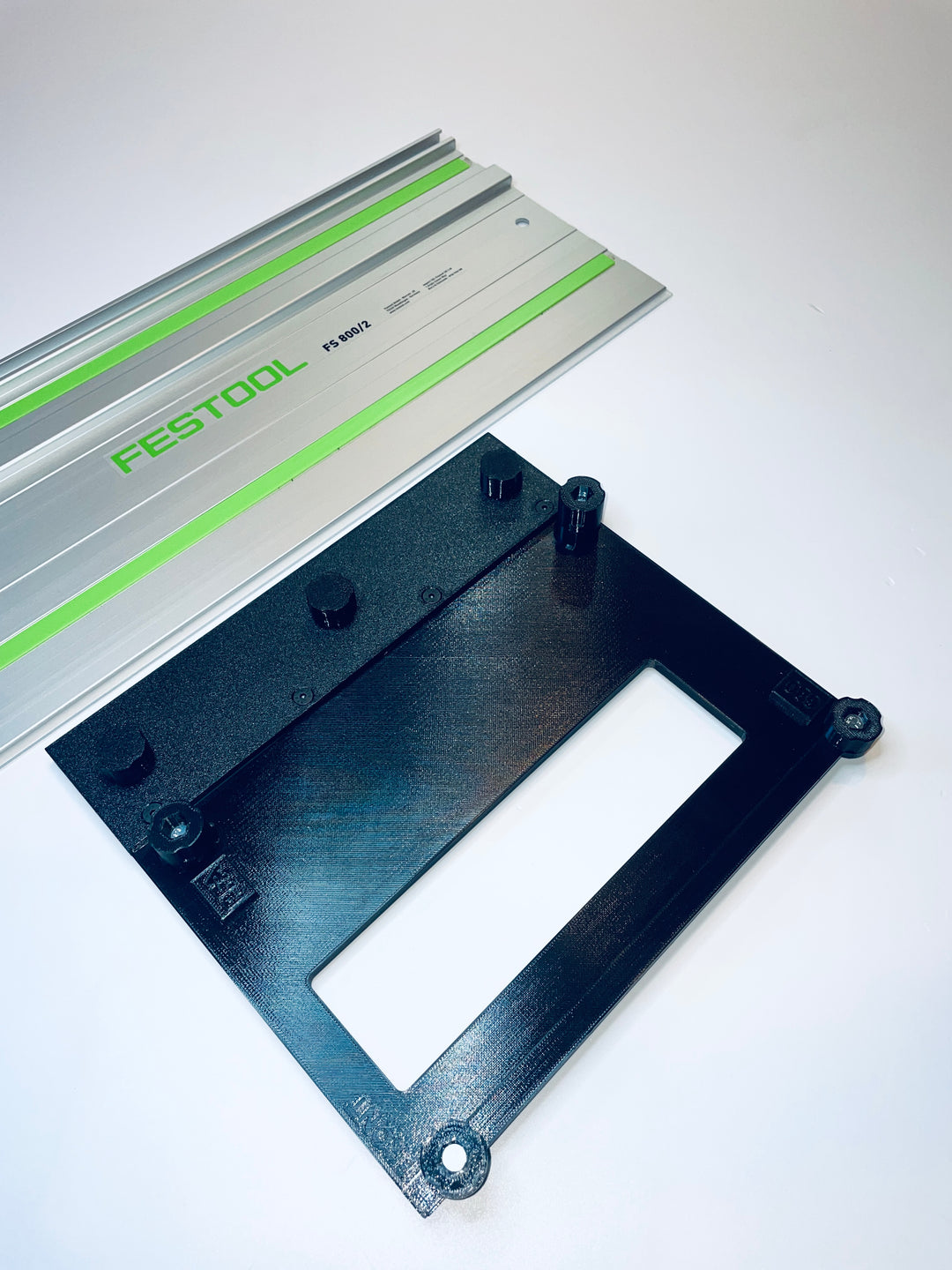 Makita DHS680/DHS680Z Guide Rail Adapter for Festool Track 45° Angle Cutting Version