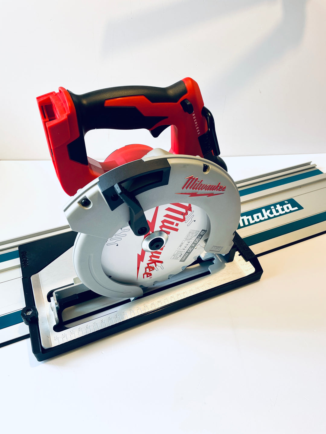 Milwaukee M18 BLCS66 / 2631-20 Circular Saw Guide Rail Adapter Base Plate for Makita Guide Rails
