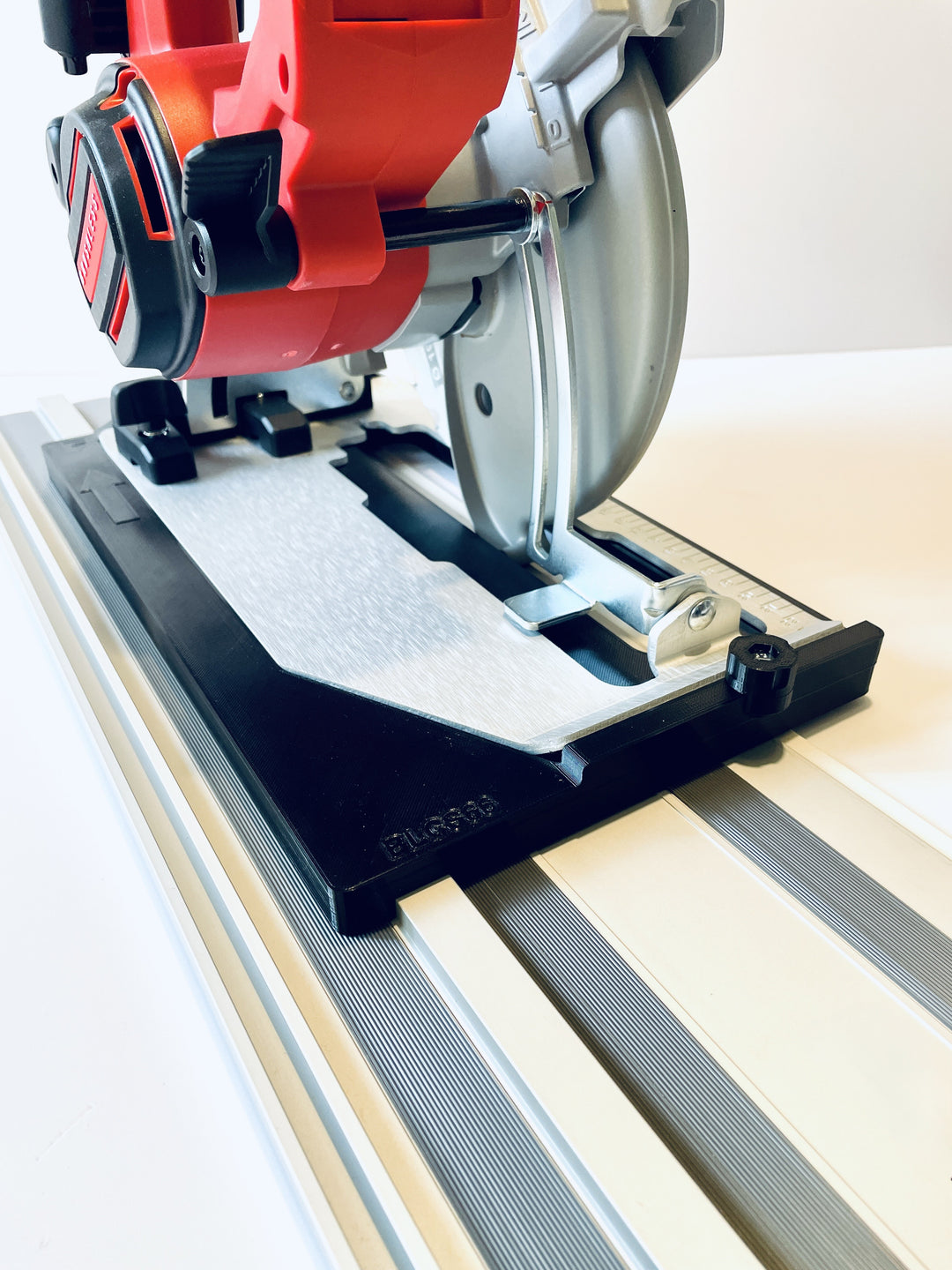 Milwaukee M18 BLCS66 / 2631-20 Circular Saw Guide Rail Adapter Base Plate for Evolution Guide Rails