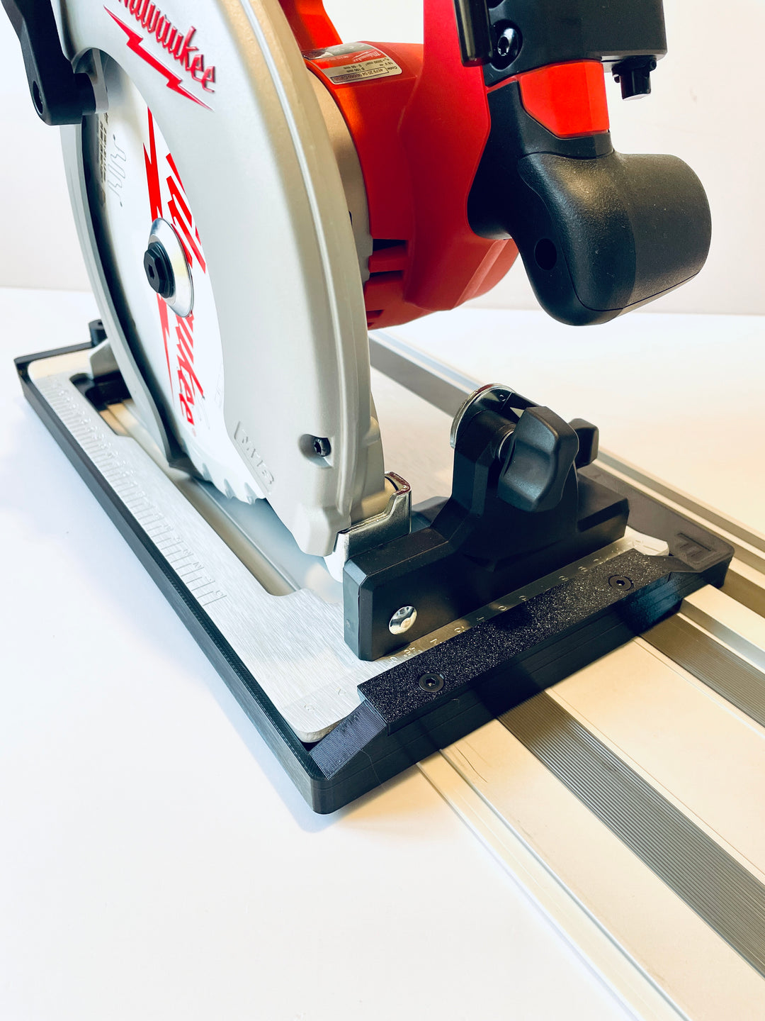 Milwaukee M18 BLCS66 / 2631-20 Circular Saw Guide Rail Adapter Base Plate for Evolution Guide Rails
