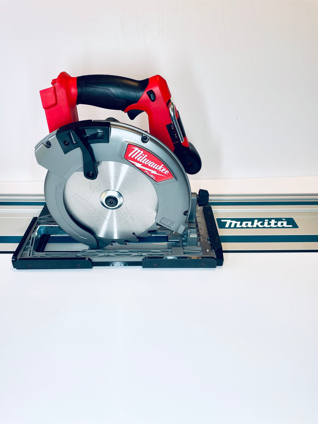 Milwaukee M18 CCS66 / 2732-20 FUEL Circular Saw Guide Rail Adapter Base Plate for Makita Guide Rails