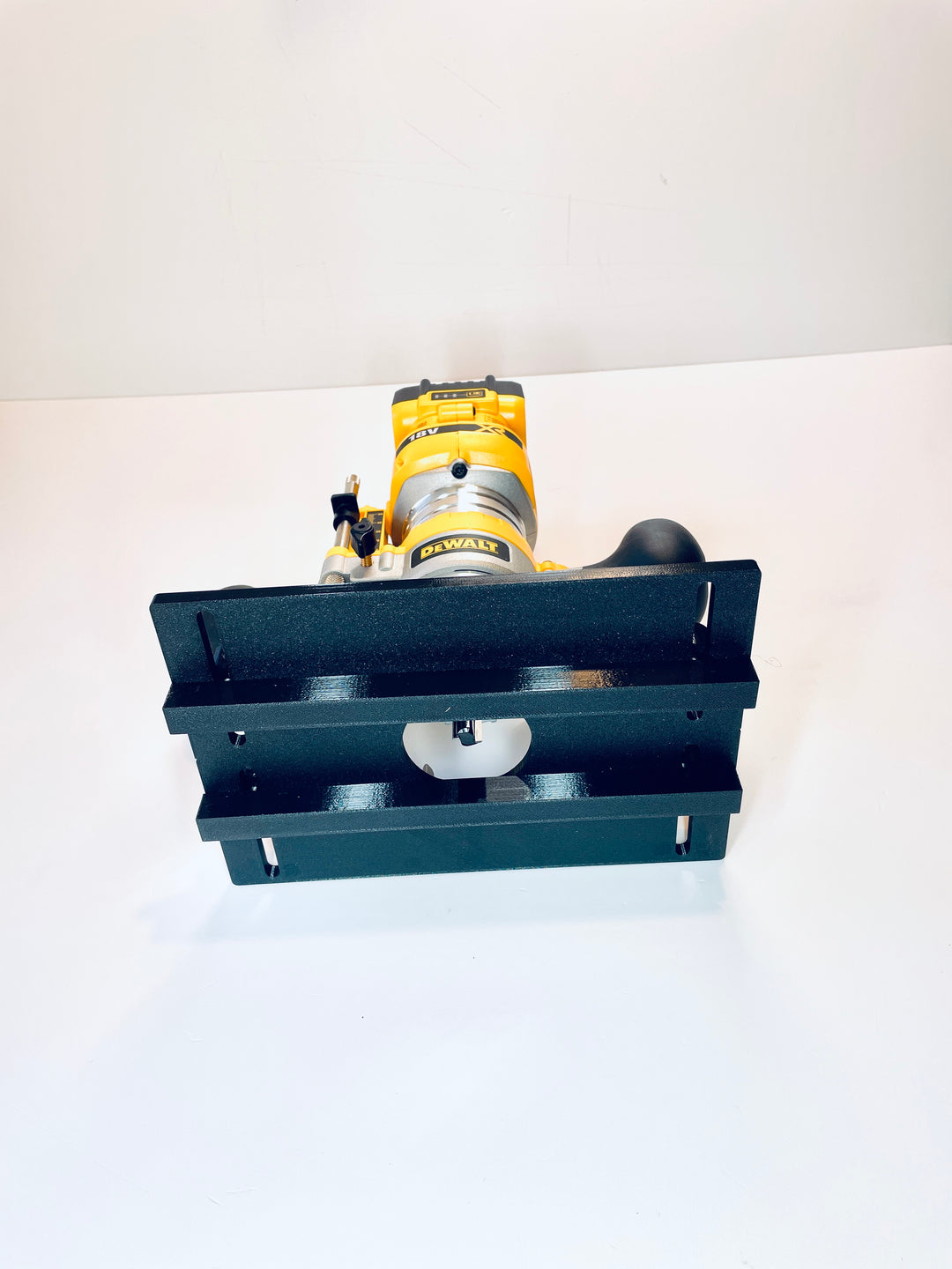 DeWalt DCW600 Plunge Edge Guide Adjustable Parallel Adapter Jig for Trim Routing