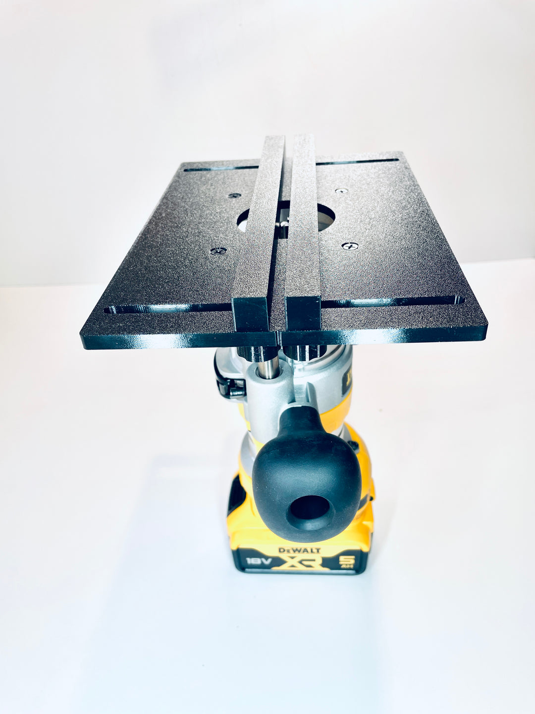 DeWalt DCW600 Plunge Edge Guide Adjustable Parallel Adapter Jig for Trim Routing
