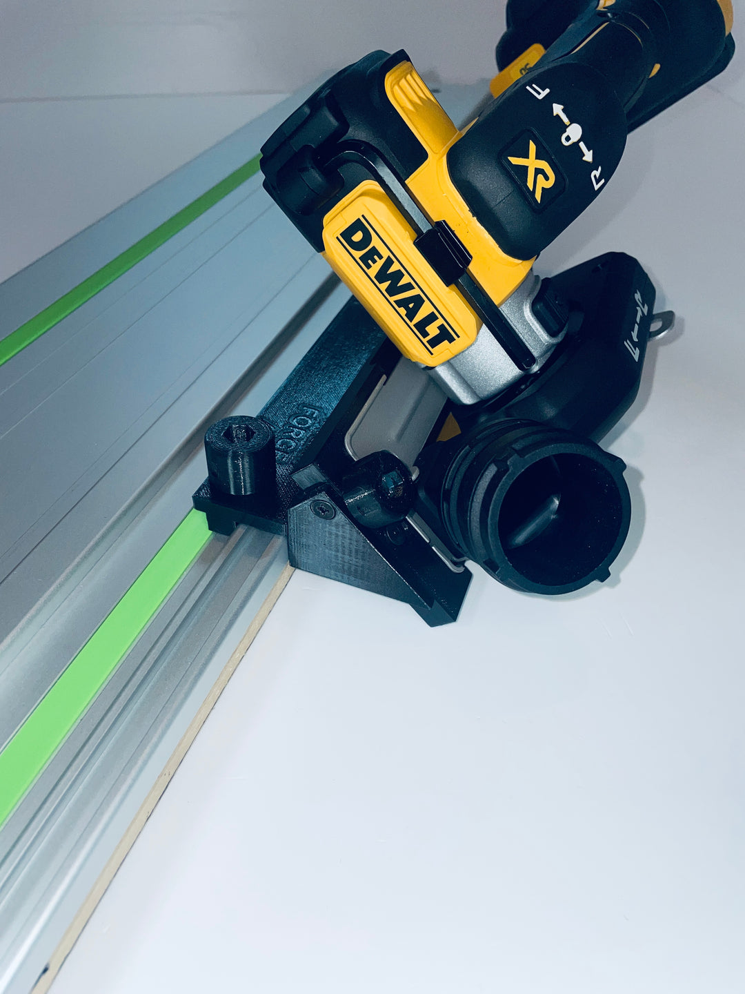 DeWalt DCS438 Reverse-Side 45° Angle Tile Adapter Base | Compatible with Festool Guide Rails
