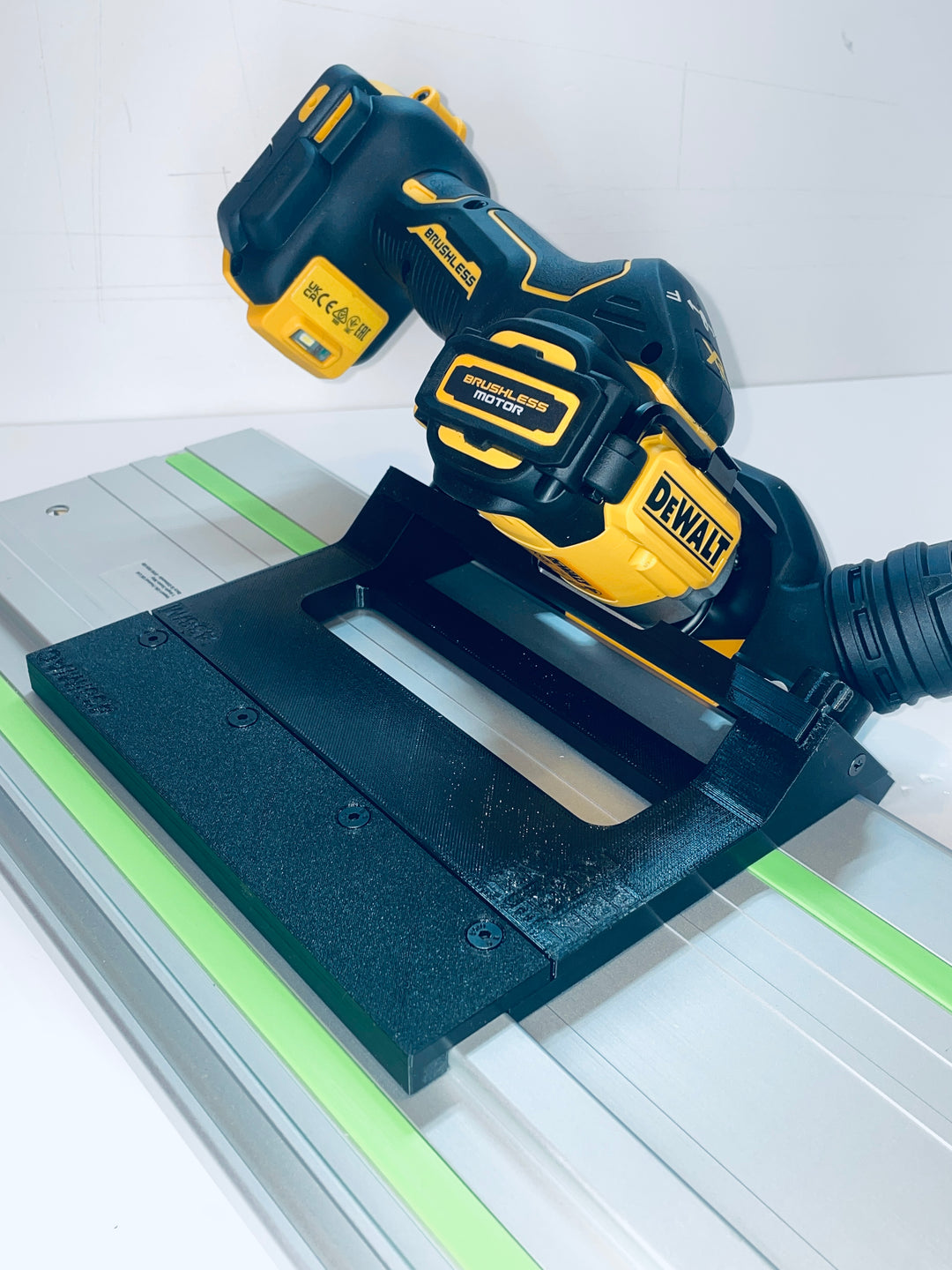 DeWalt DCS438 45° Angle Tile Adapter Base | Compatible with Festool Guide Rails