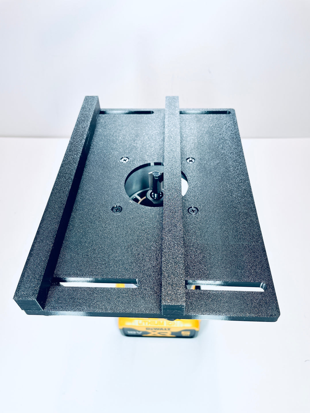 DeWalt DCW600 Router Edge Guide Adjustable Parallel Adapter Jig for Trim Routing